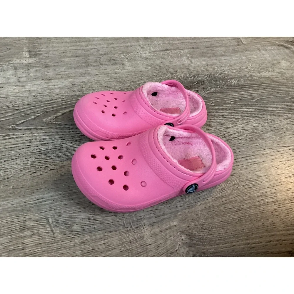 Crocs Youth Girls Size 11 C11 Faux Fur Lined Pink Slip On Comfort Shoes 203506